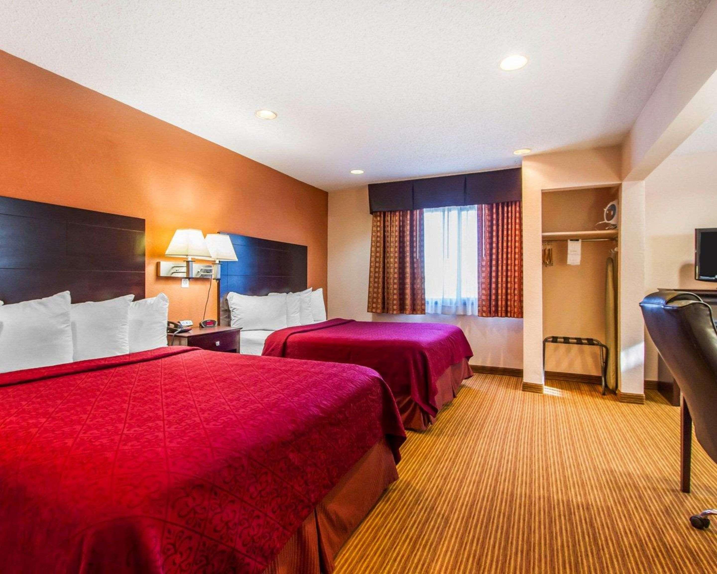 Quality Inn & Suites Ottumwa North Luaran gambar
