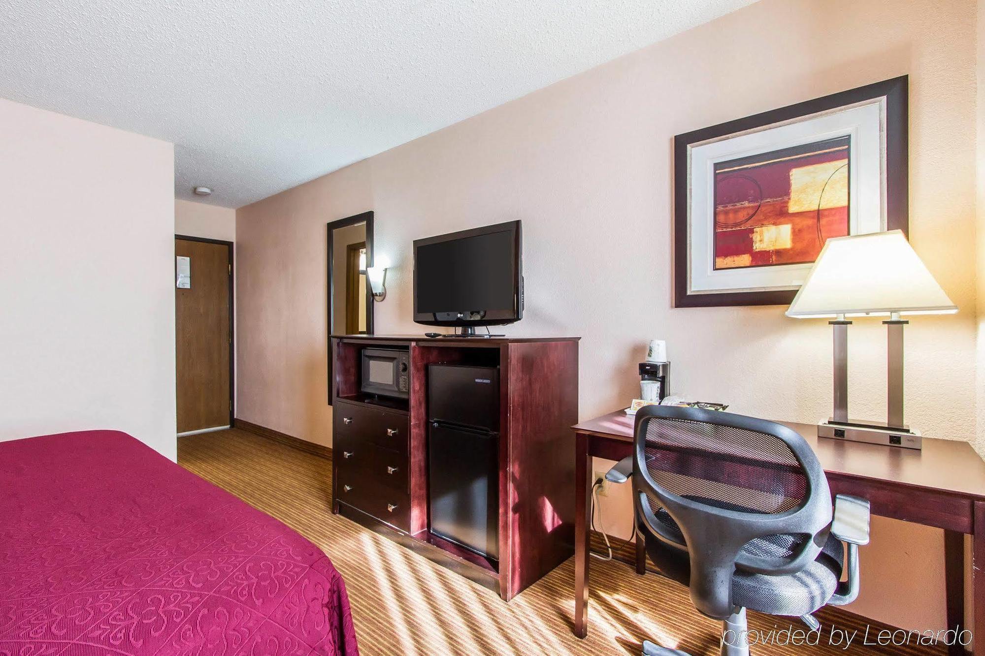 Quality Inn & Suites Ottumwa North Luaran gambar