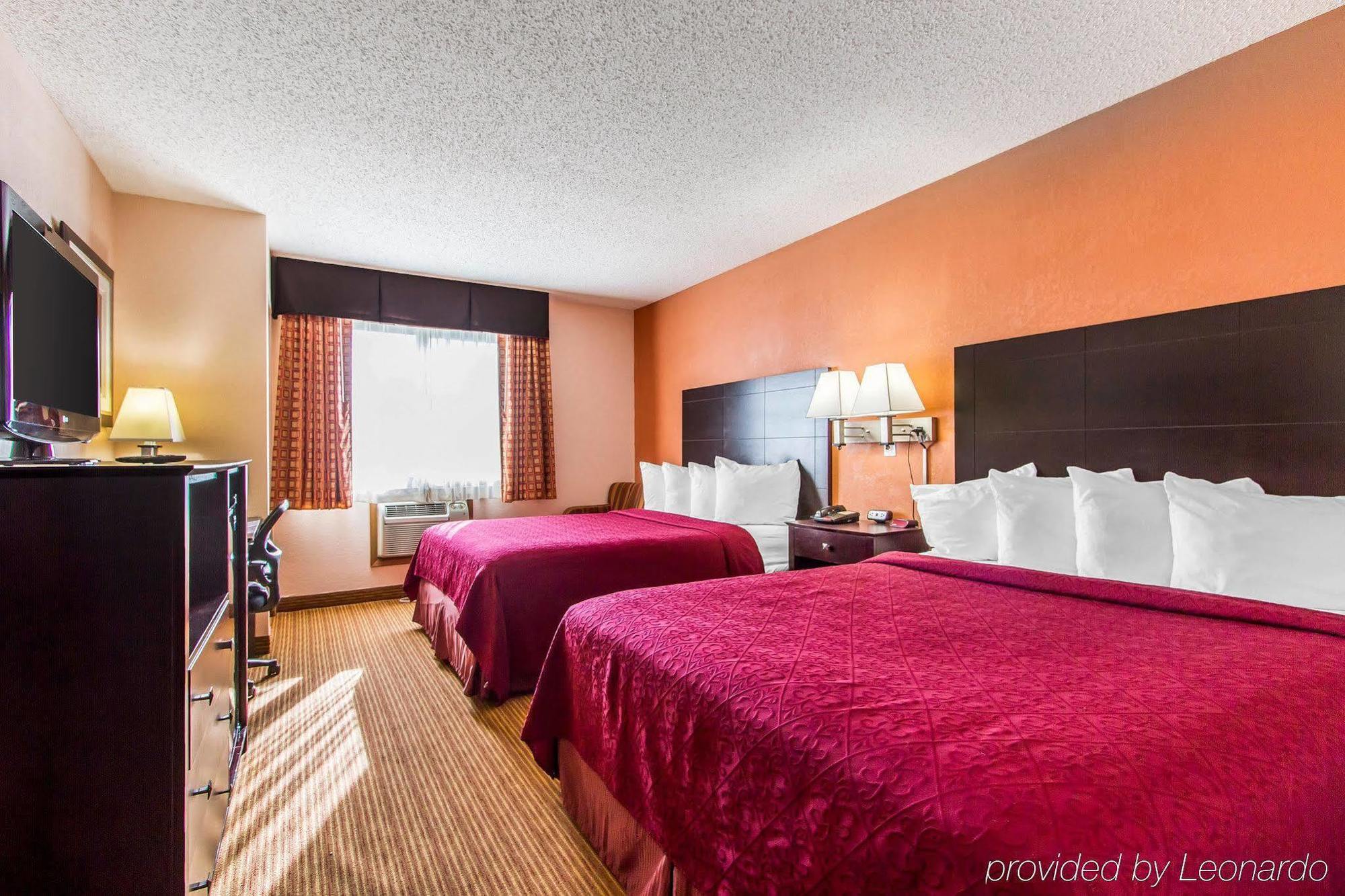 Quality Inn & Suites Ottumwa North Luaran gambar