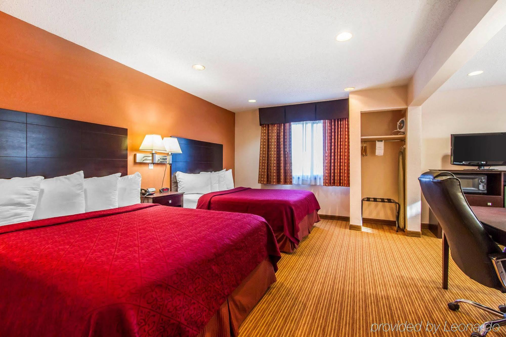 Quality Inn & Suites Ottumwa North Luaran gambar