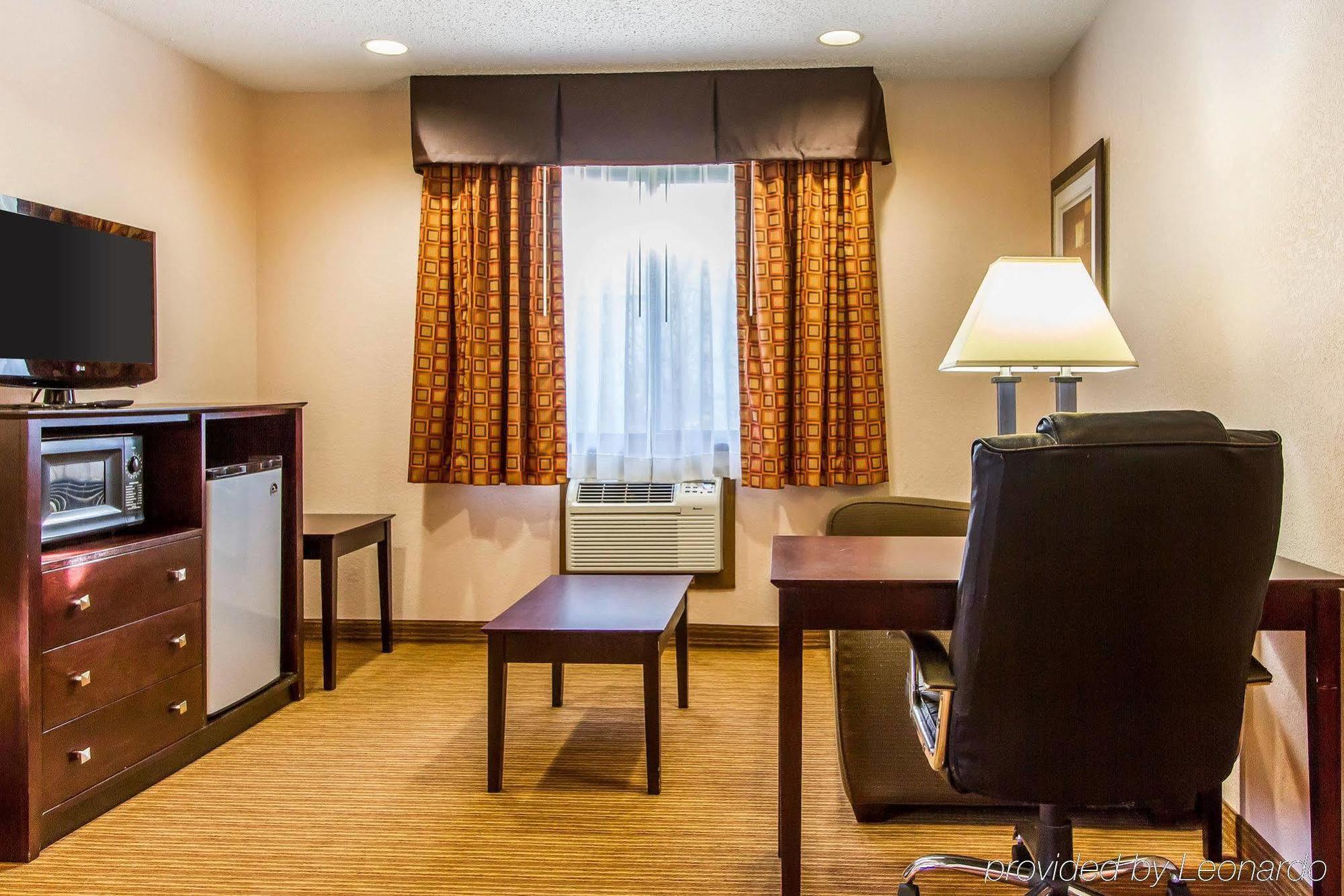 Quality Inn & Suites Ottumwa North Luaran gambar
