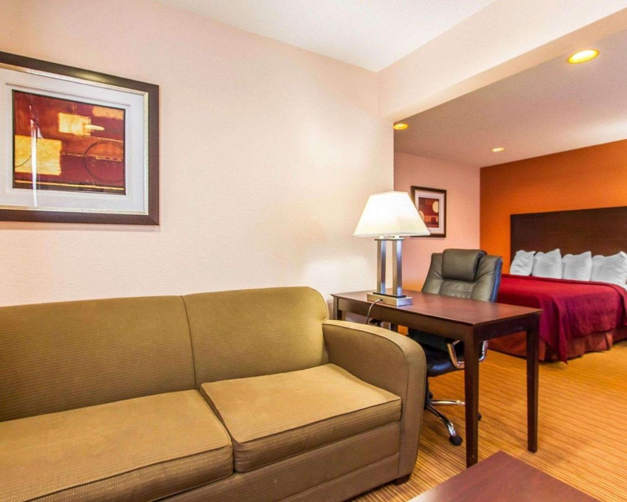 Quality Inn & Suites Ottumwa North Luaran gambar
