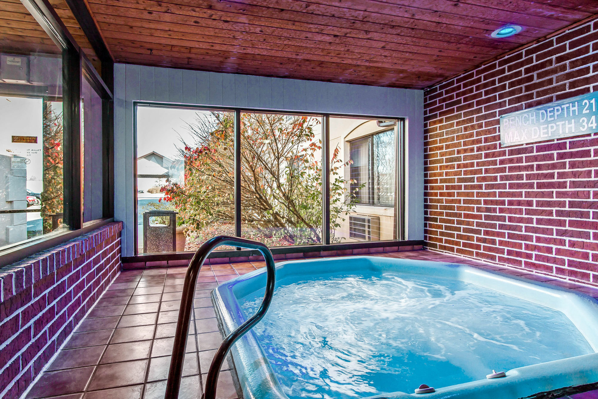 Quality Inn & Suites Ottumwa North Luaran gambar
